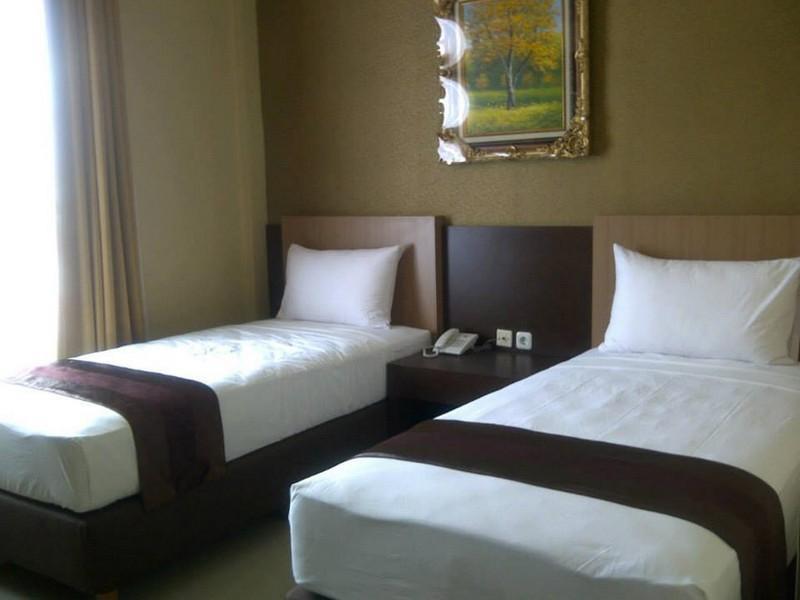 Grand Dian Boutique Hotel Cirebon Bagian luar foto