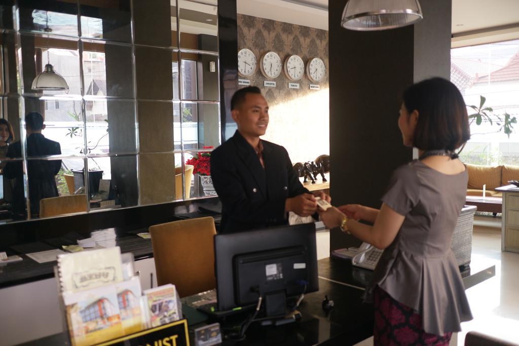 Grand Dian Boutique Hotel Cirebon Bagian luar foto